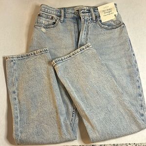 Abercrombie & Fitch Curve Love The Ankle Straight Ultra High Rise Size 25/0S